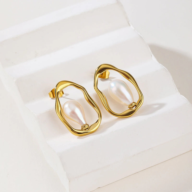 Gold Pearl Drop Earrings - Lustrous Bridal-Inspired Statement Dangles